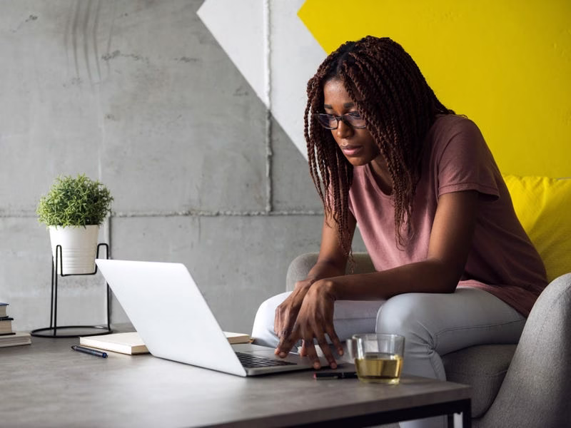Using 100% Social Proof to Build Startup Trust (Even If You’re New in the Market)