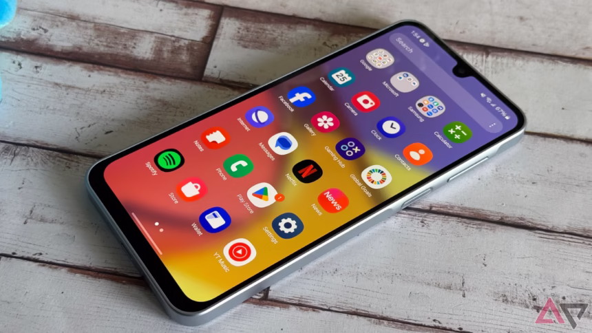 Google has officially announced that it will discontinue Android Instant Apps by December 2025. The tech giant cited low user engagement as the main reason for the shutdown. For many users and developers, this marks the end of a feature that once promised a new way to experience apps.