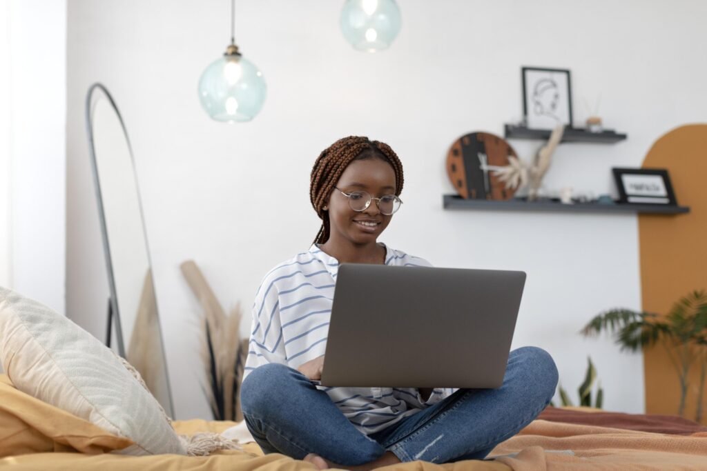 In this post, you will learn what affiliate marketing is, how to get started, and the exact steps you can follow for 30 days to build your foundation. This guide highlights all you need to know about affiliate marketing for beginners.