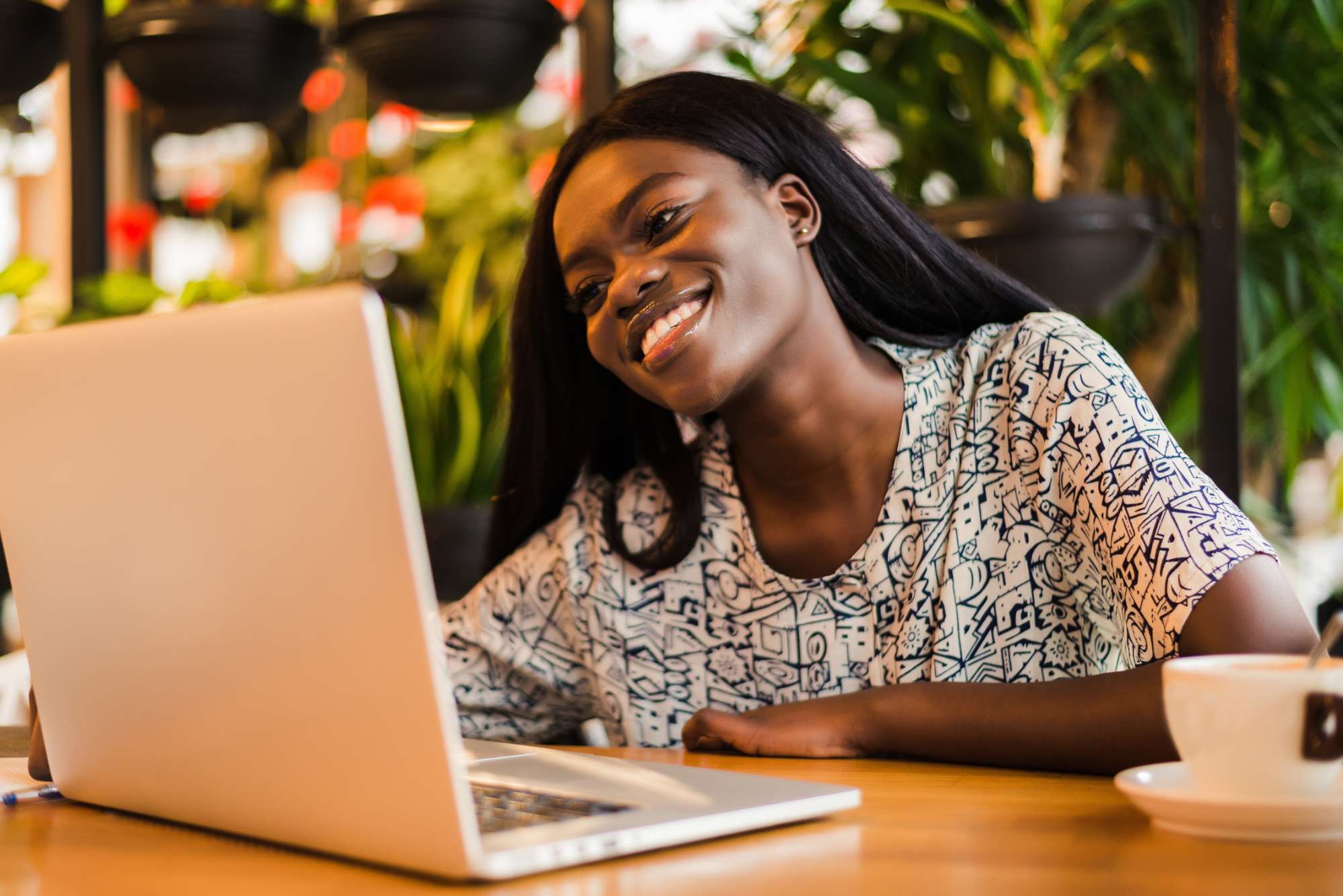Affiliate marketing in Nigeria is gaining momentum. Many Nigerians are turning to online promotions to earn extra income or full-time pay. But to succeed, you must pick the right program and payment method. In this guide, you will learn the best affiliate programs in Nigeria, how they pay, and which payment methods work well for Nigerians.