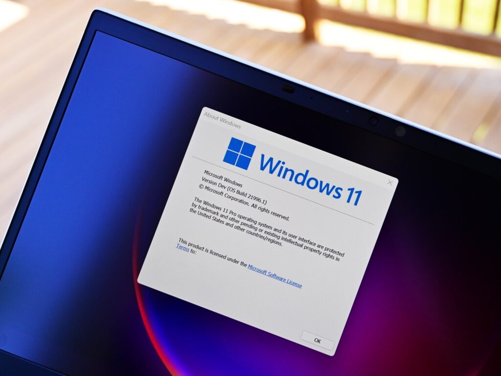 Microsoft Ends Offline Windows 11 Installs, Internet Connection Now Required Microsoft is making a big change to how Windows 11 is installed. Soon, you will no longer be able to set up Windows 11 without being online and logging in with a Microsoft account.