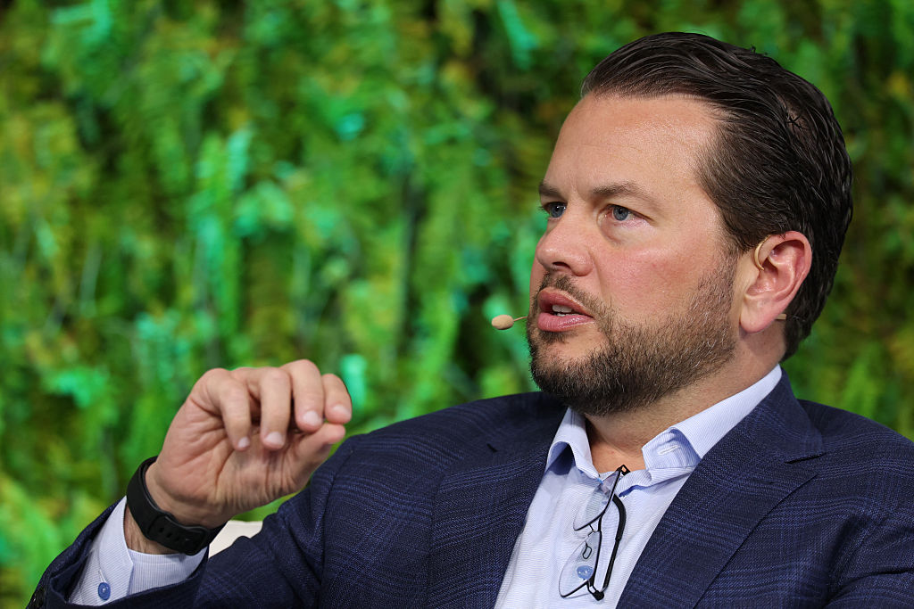 Pinterest CEO Bill Ready explains how the company is using open source AI to enhance visual search features and reduce operating costs, joining other major tech firms in adopting artificial intelligence.